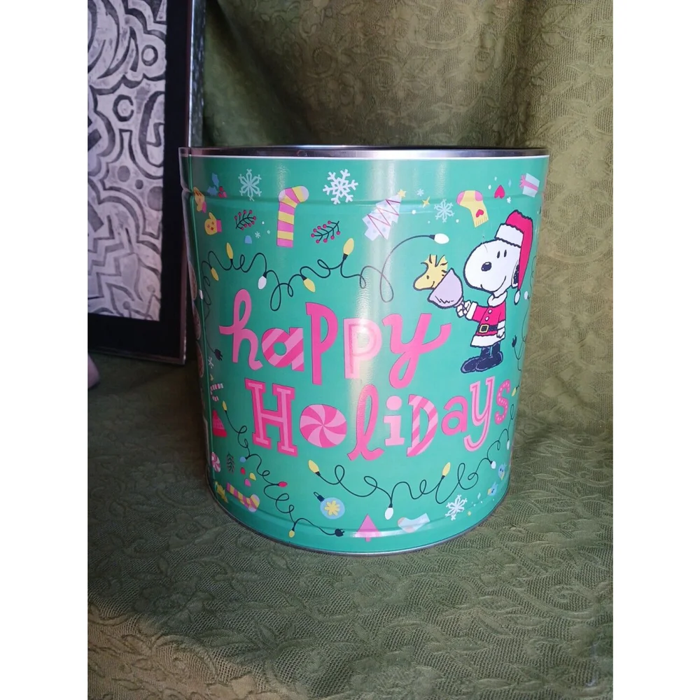 Snoopy Peanuts Happy Holidays Woodstock 2022 Popcorn Tin